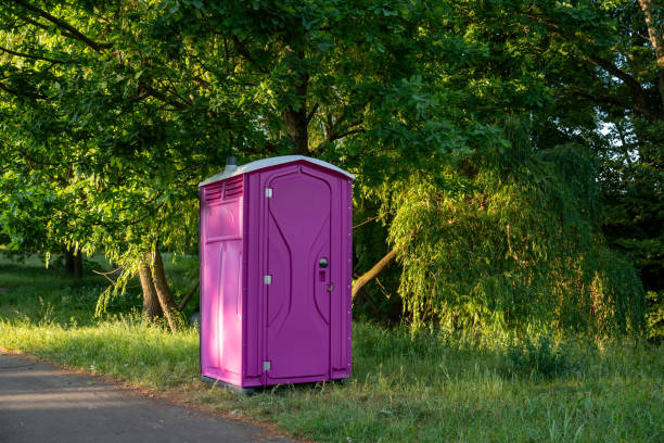 Best Luxury portable toilet rental  in Harlan, KY